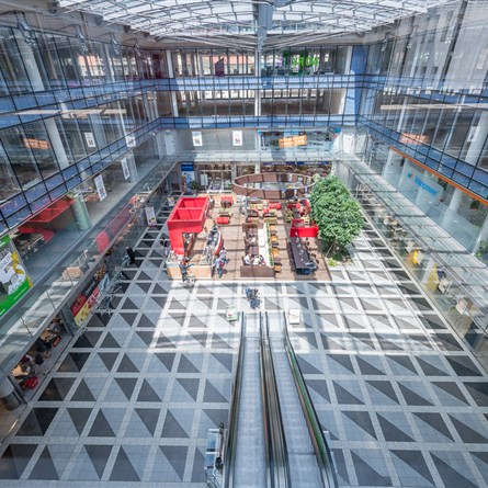 Charles Shopping Square