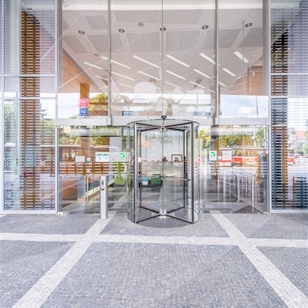 Charles Shopping Square