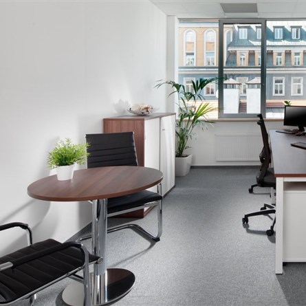 Bredovský Dvůr Centre | Servisované kanceláře a Coworking