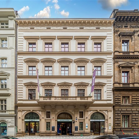 Ringhofferův palác