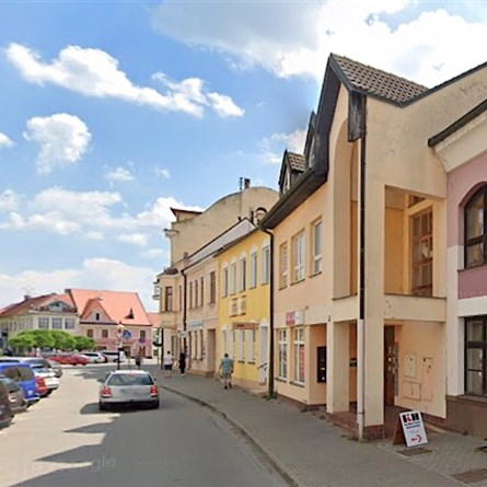 Husova 3