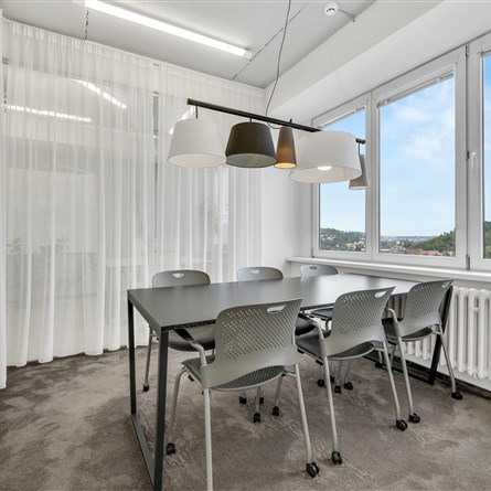 Golden Office | podnájem