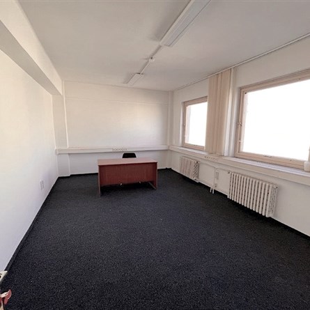 Vítězslava Nezvala 11