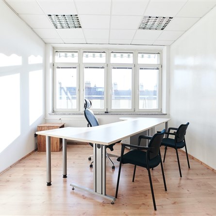 Uni Office Center
