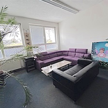 Hřbitovní 17