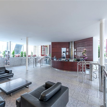 Zirkon Office Center