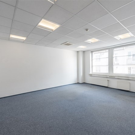 Zirkon Office Center