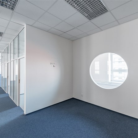 Zirkon Office Center