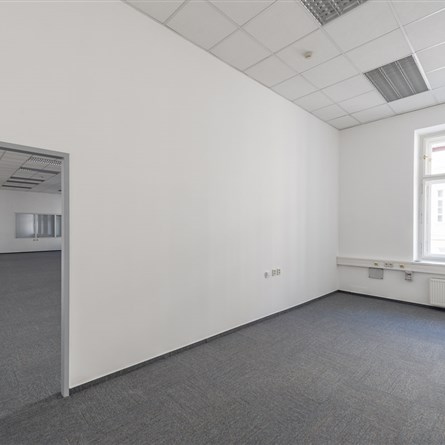 Zirkon Office Center