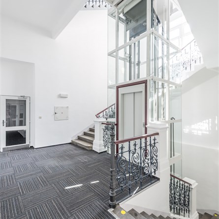 Zirkon Office Center