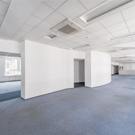 Zirkon Office Center