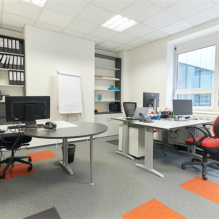Apeiron Office Center