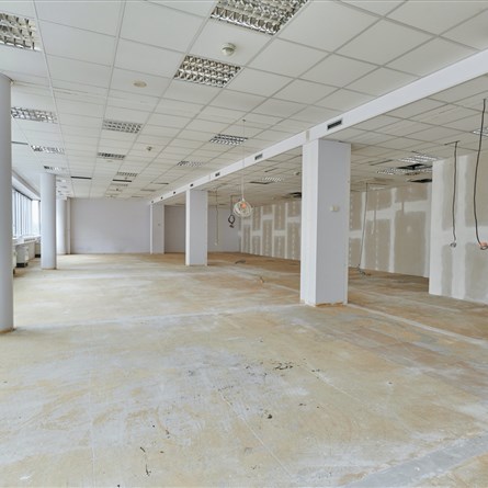 Apeiron Office Center