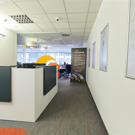 Apeiron Office Center