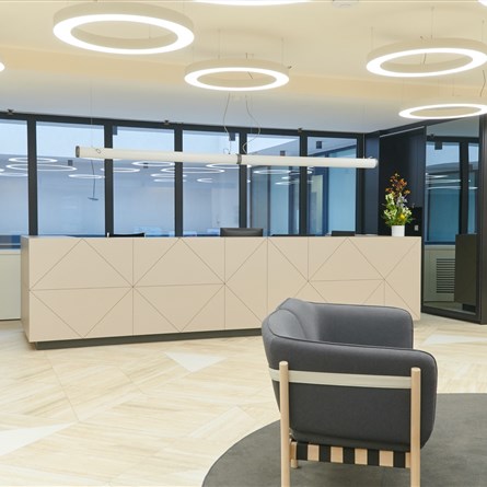 Apeiron Office Center