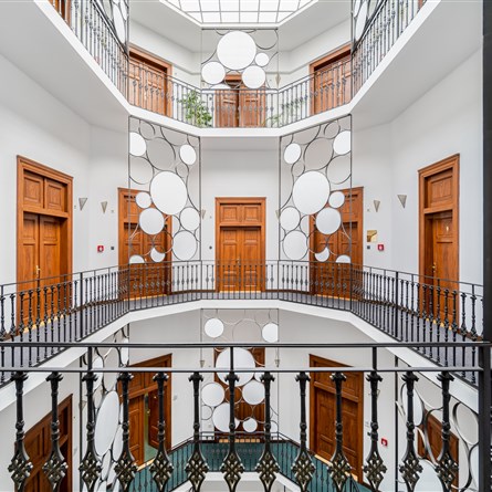Ringhofferův palác