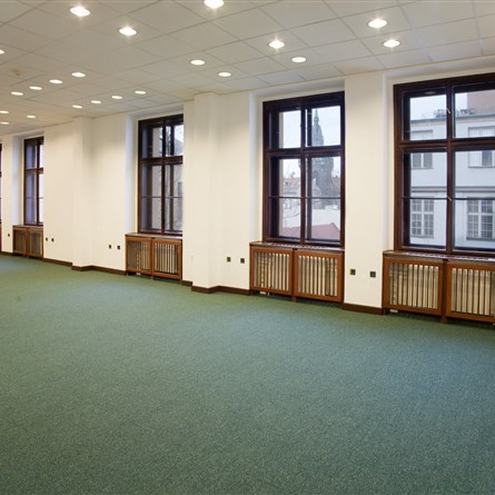Ringhofferův palác