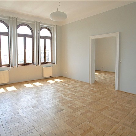 náměstí Kinských 3
