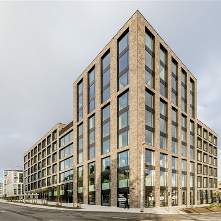 Churchill Square | II