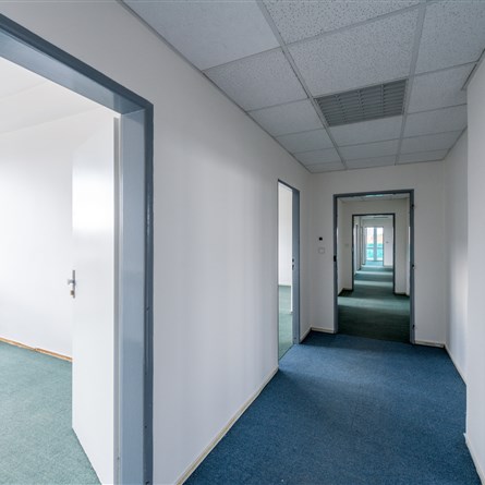 Administrativní centrum Limuzská 8