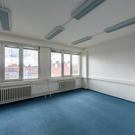 Administrativní centrum Limuzská 8