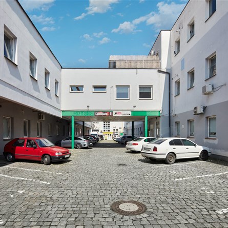 Drahobejlova 36