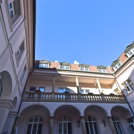 Hartigovský palác