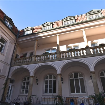 Hartigovský palác