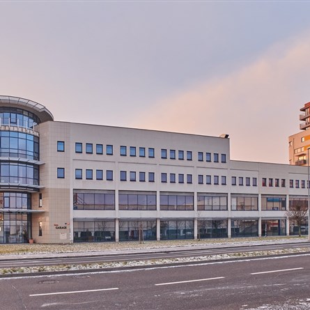 Nárožní 7