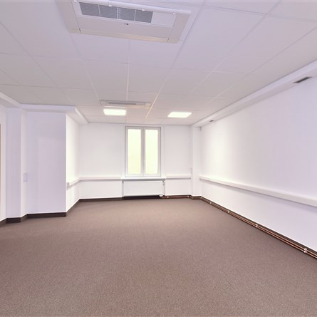Hybernská 32 - Office