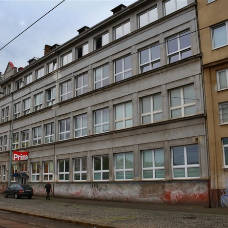 Na žertvách 24