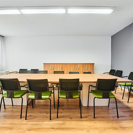 Uni Office Center