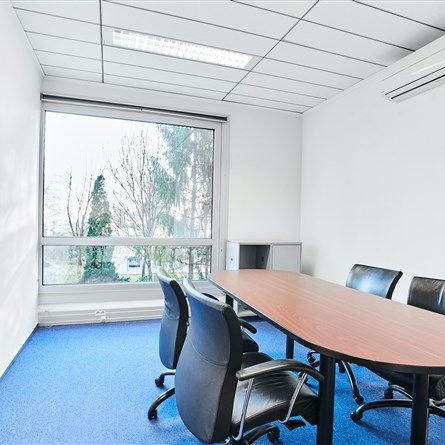 IBC | International Business Center | NEAKTIVNÍ