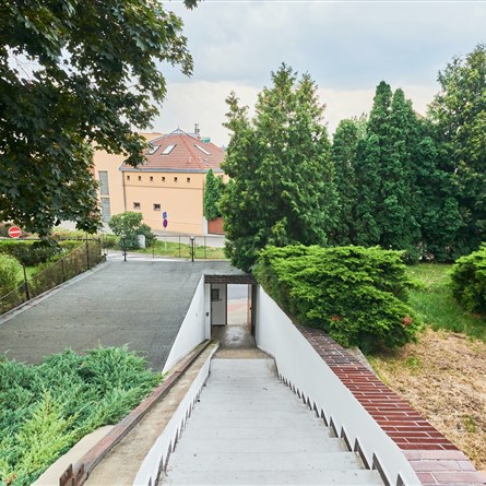 Trojská 136