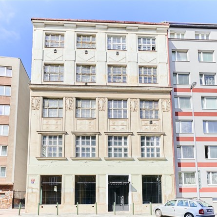 Kloboučnická 13 