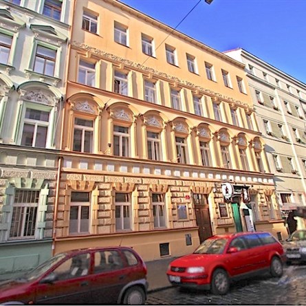 Ekiva House