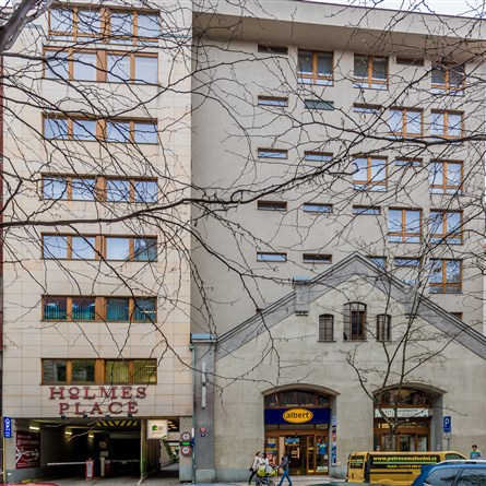 Křižíkova 44